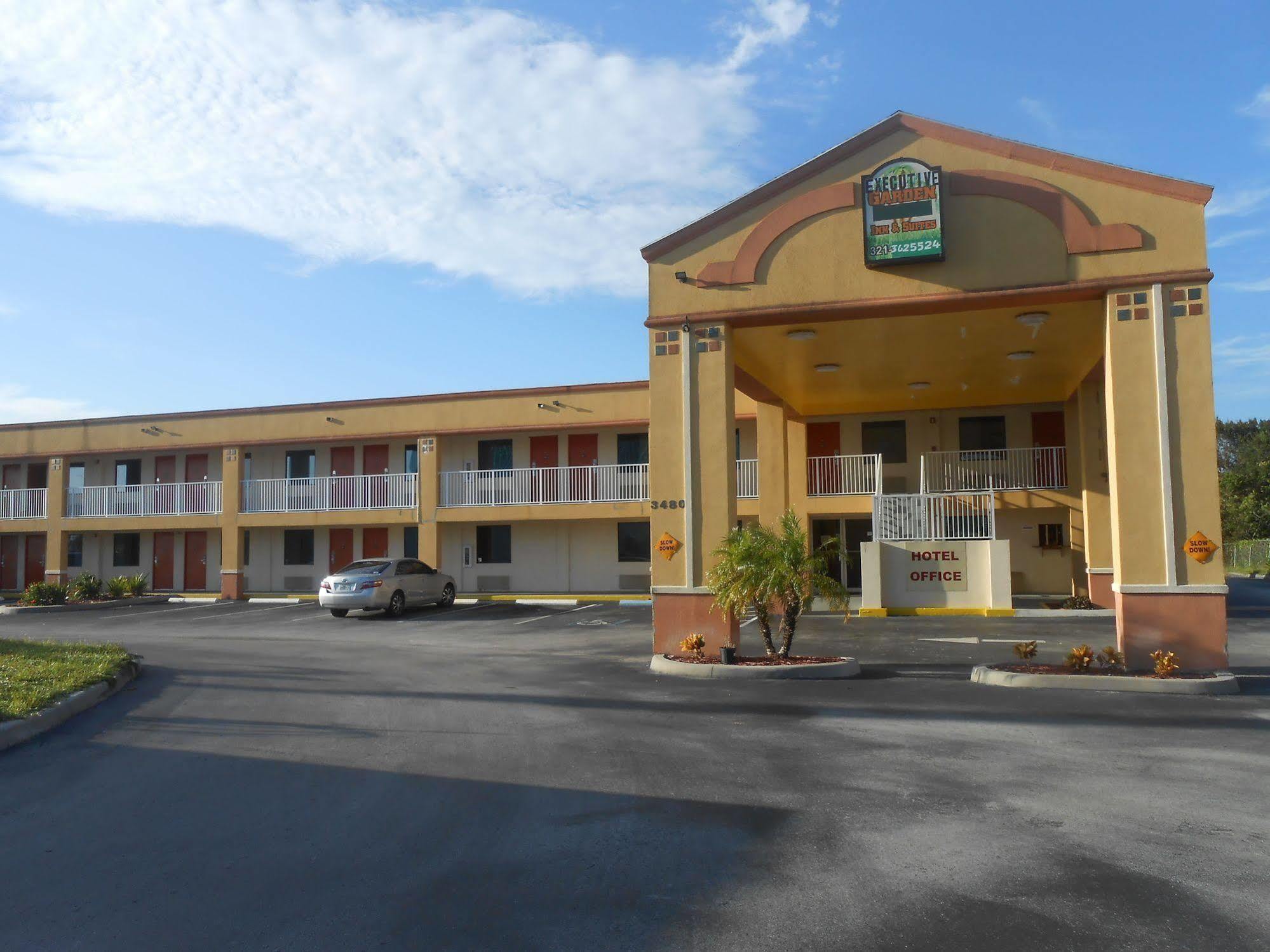 Executive Garden Titusville Hotel Exterior photo