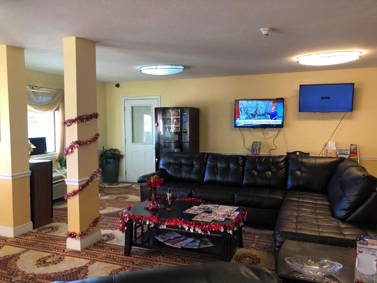 Executive Garden Titusville Hotel Exterior photo